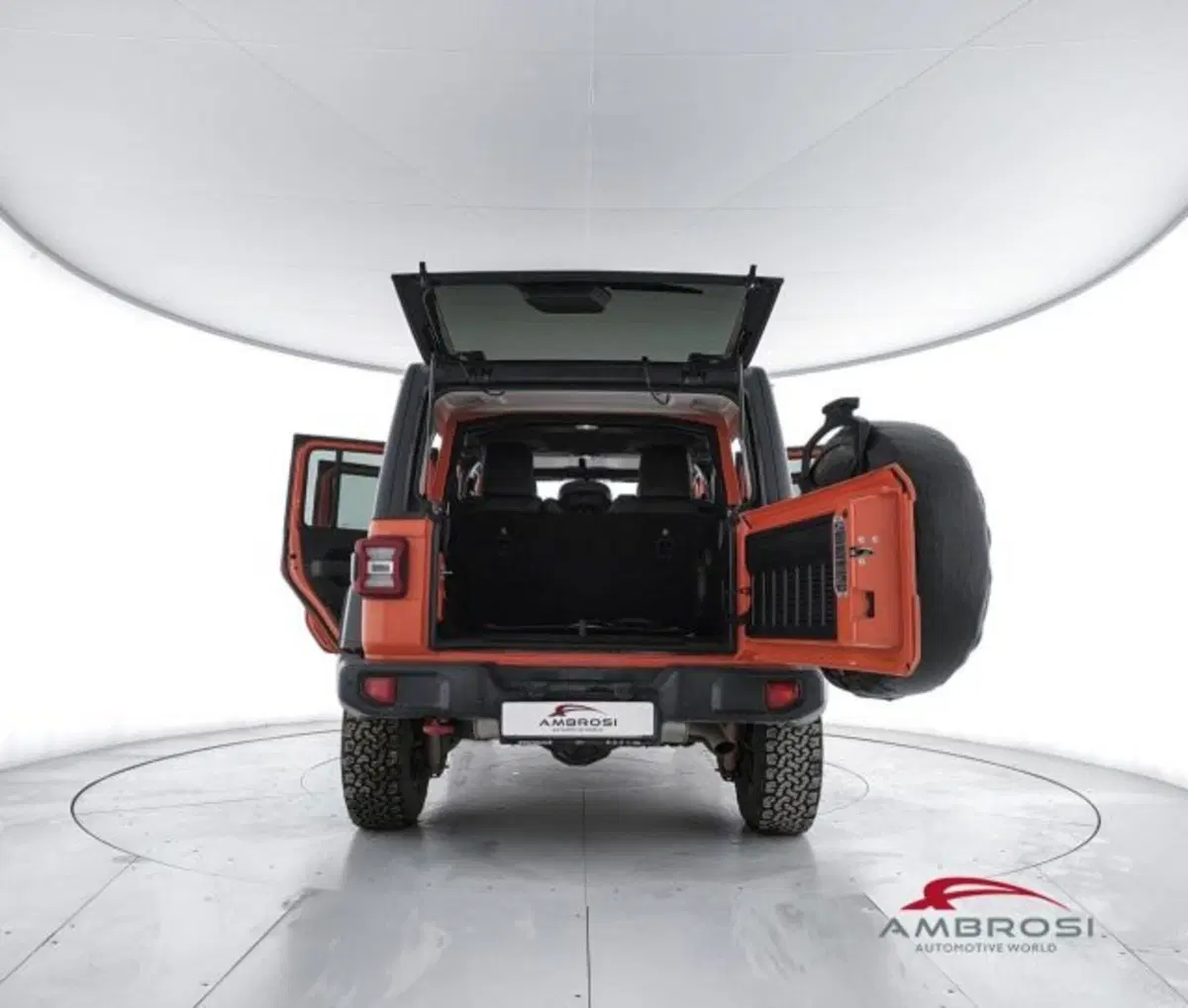 Jeep Wrangler Unlimited usata a Perugia (7)