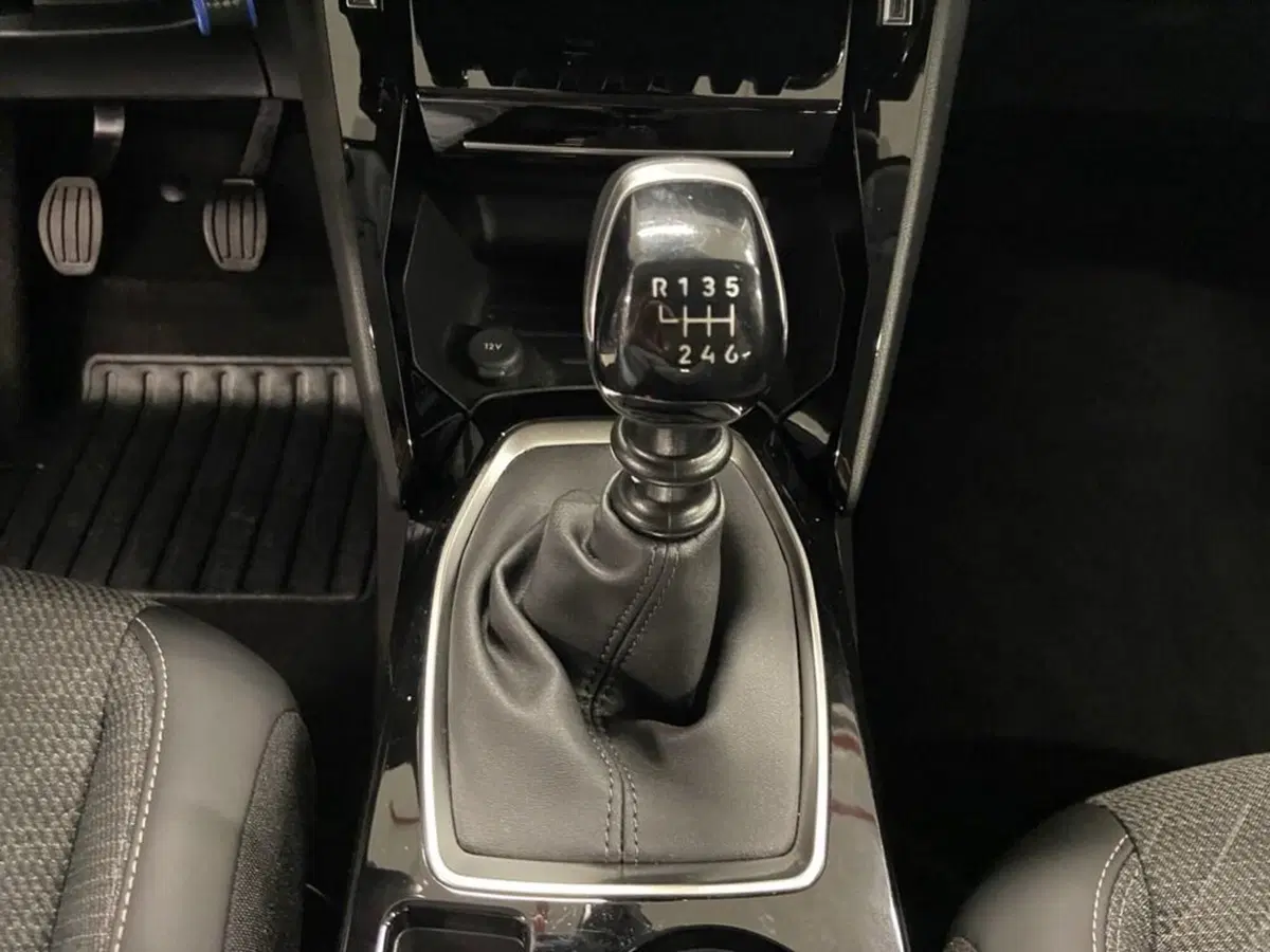 Peugeot 208 usata a Torino (12)