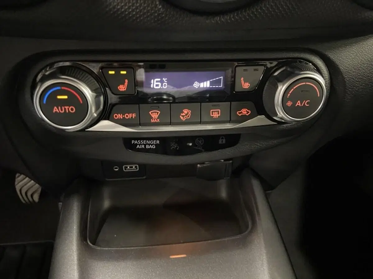 Nissan Juke usata a Torino (11)
