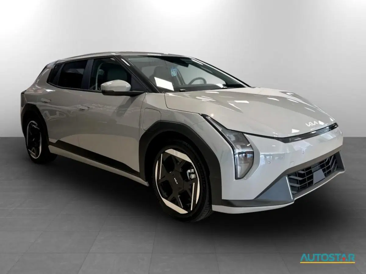 Kia EV4 nuova a Piacenza (3)