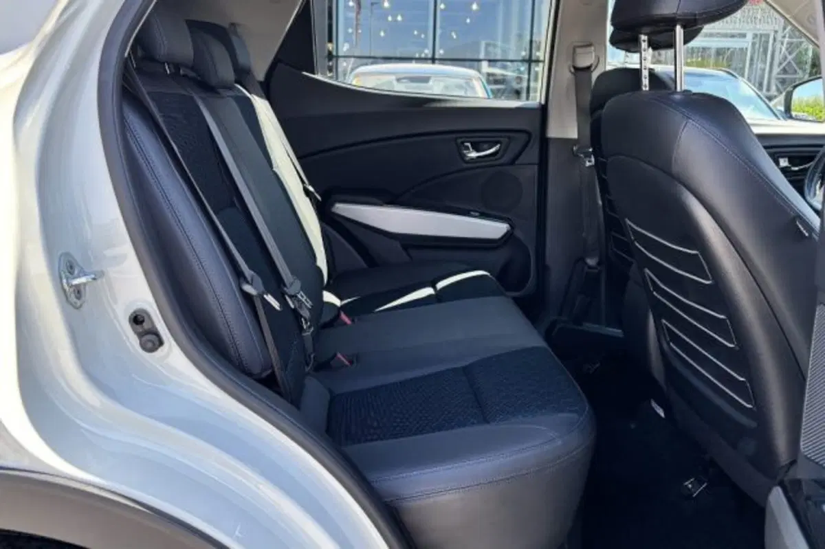 Ssangyong Tivoli usata a Latina (10)