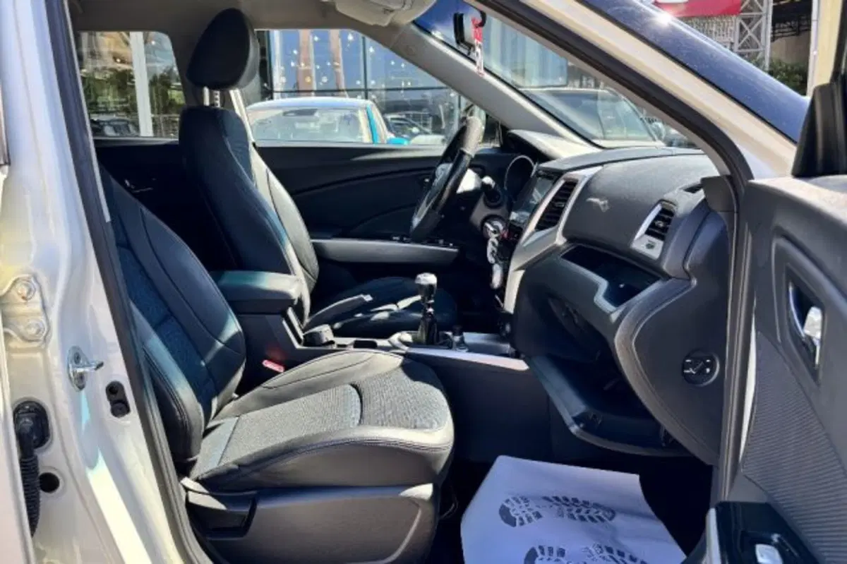 Ssangyong Tivoli usata a Latina (8)