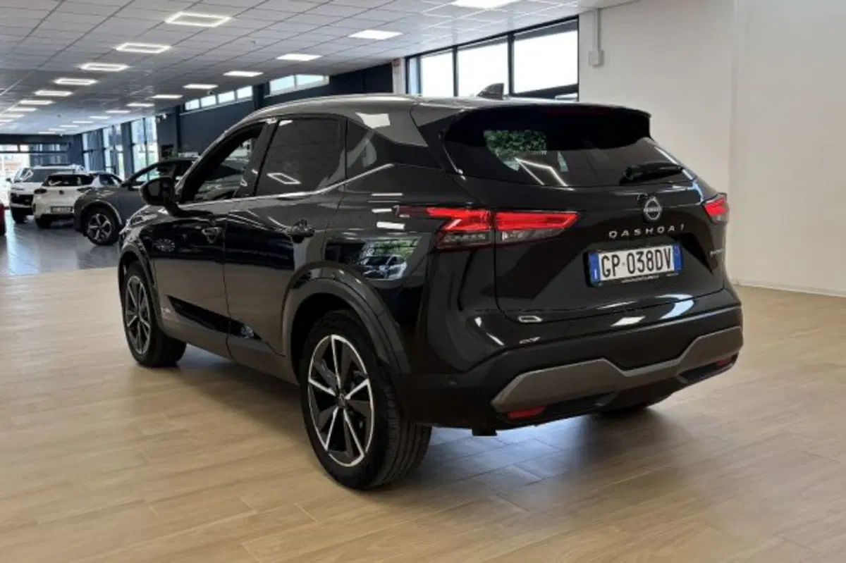 Nissan Qashqai usata a Latina (5)