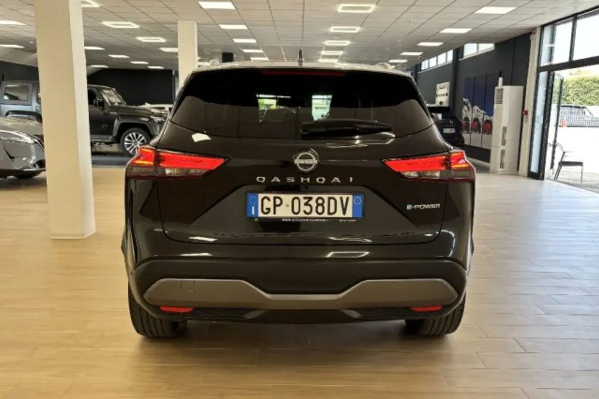 Nissan Qashqai usata a Latina (6)