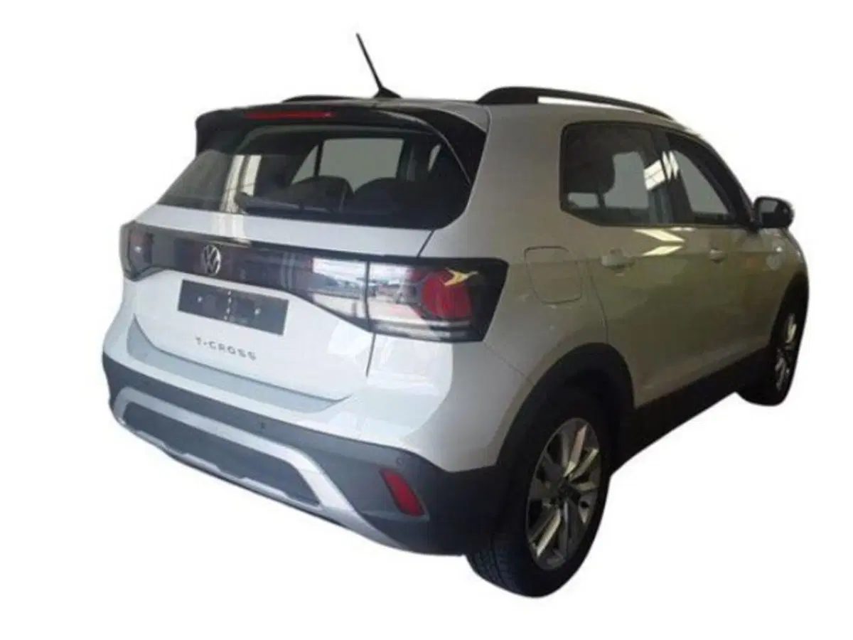 Volkswagen T-Cross usata a Novara (3)
