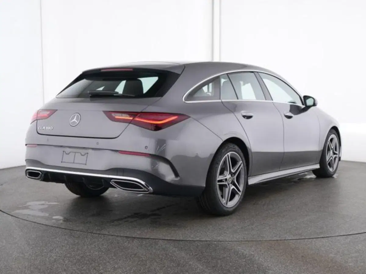 Mercedes-Benz CLA Shooting Brake usata a Novara (2)