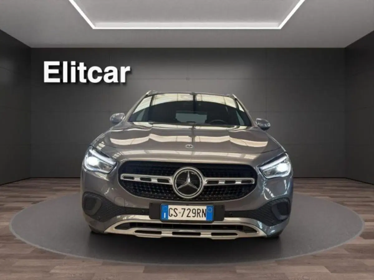 Mercedes-Benz GLA SUV usata a Novara (2)