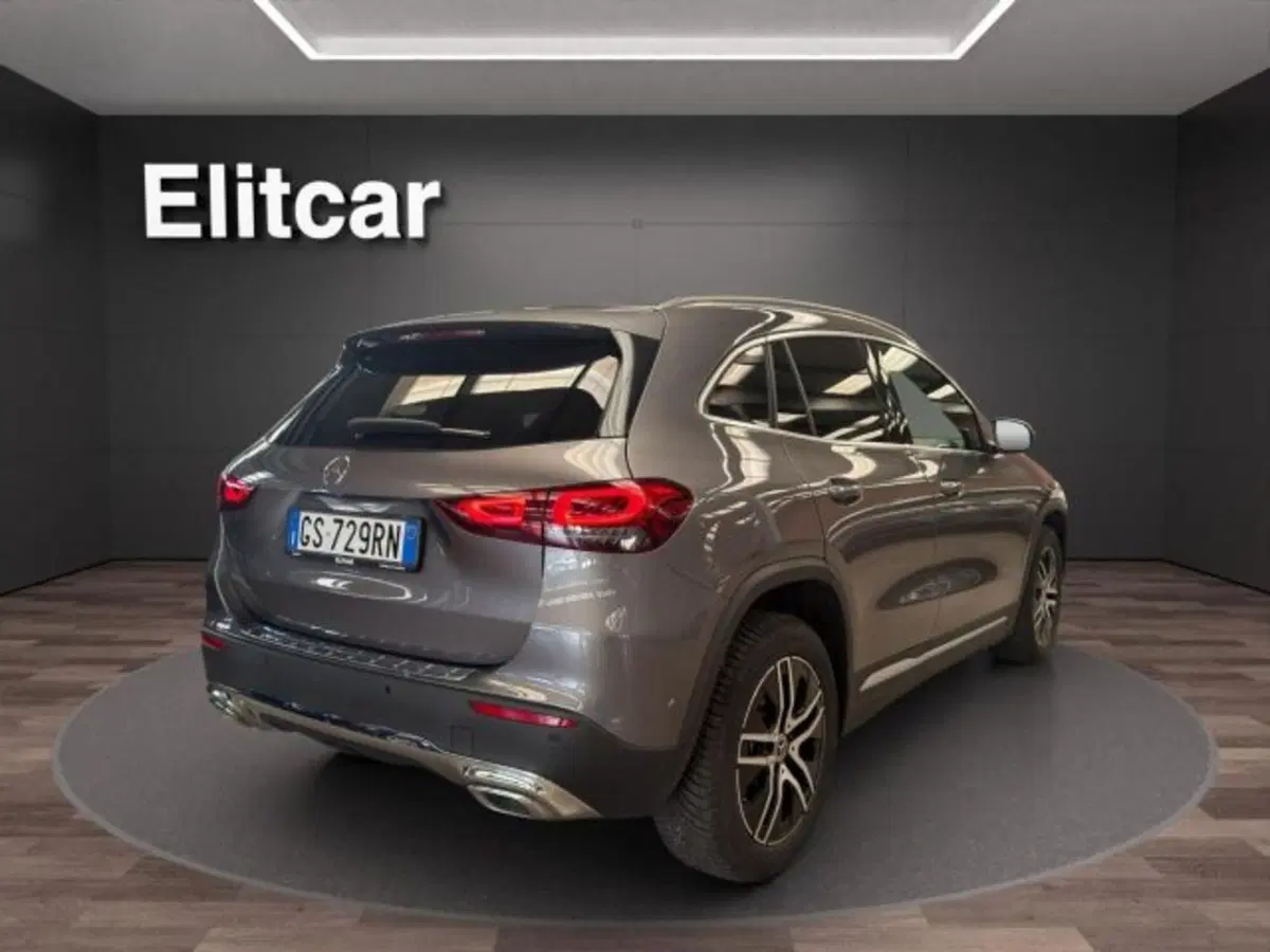 Mercedes-Benz GLA SUV usata a Novara (6)