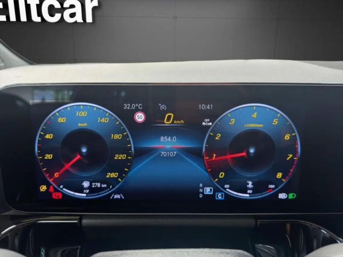 Mercedes-Benz GLA SUV usata a Novara (7)
