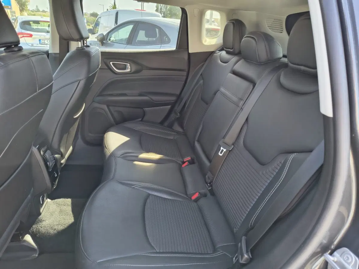 Jeep Compass usata a Firenze (13)