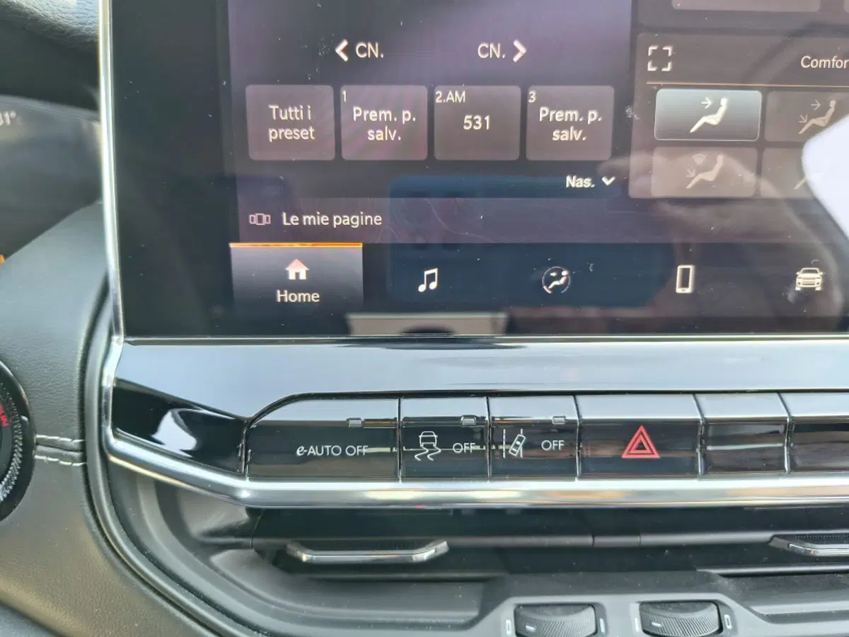 Jeep Compass usata a Firenze (20)