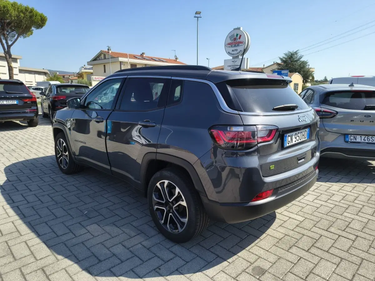Jeep Compass usata a Firenze (6)