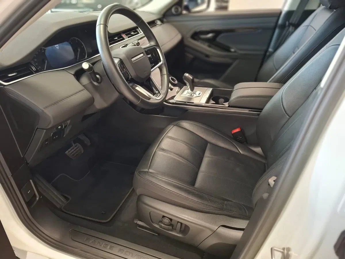 Land Rover Range Rover Evoque usata a Milano (12)