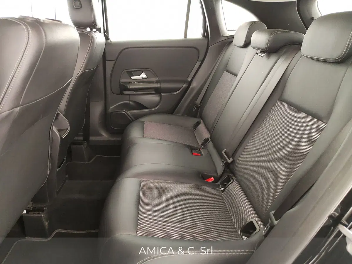 Mercedes-Benz GLA SUV usata a Caserta (16)