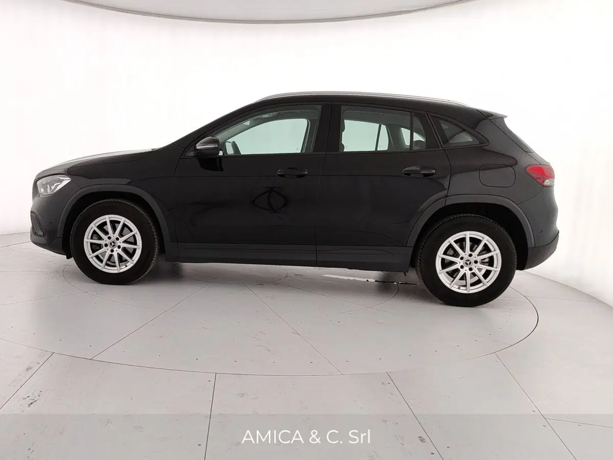 Mercedes-Benz GLA SUV usata a Caserta (4)