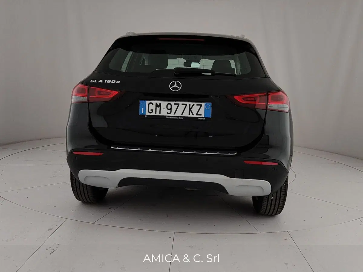 Mercedes-Benz GLA SUV usata a Caserta (6)