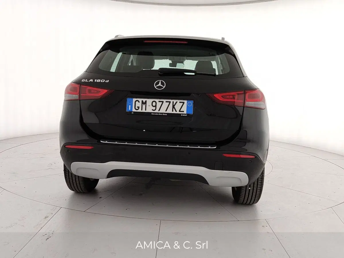 Mercedes-Benz GLA SUV usata a Caserta (9)