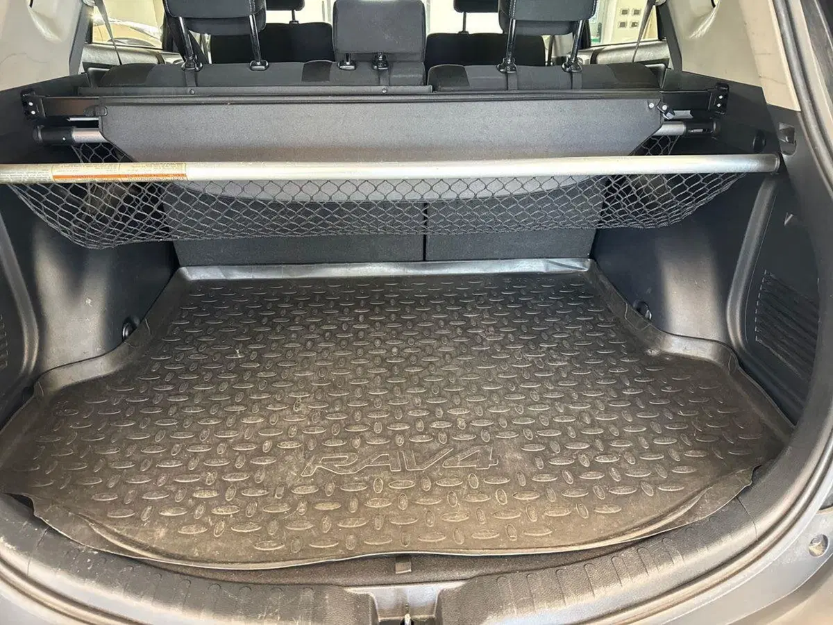 Toyota Rav4 usata a Prato (12)
