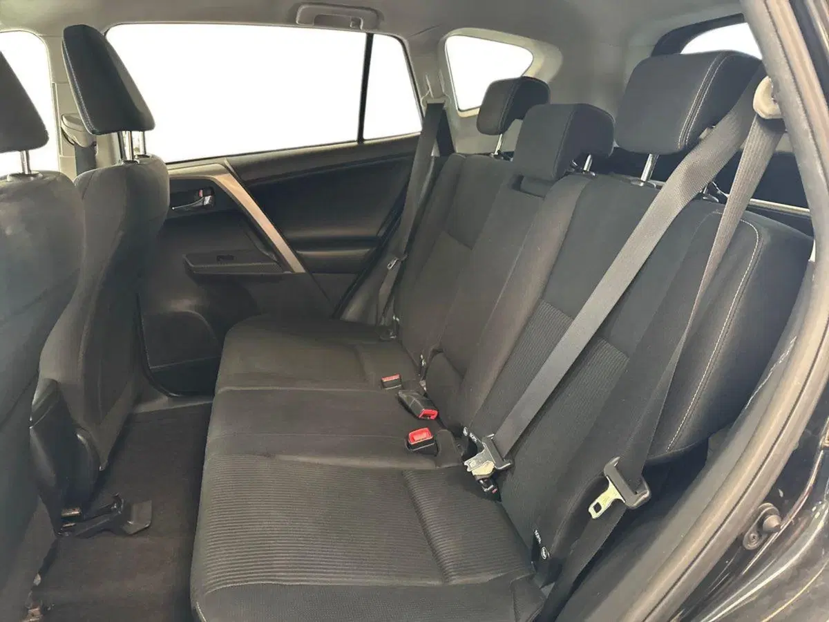 Toyota Rav4 usata a Prato (15)