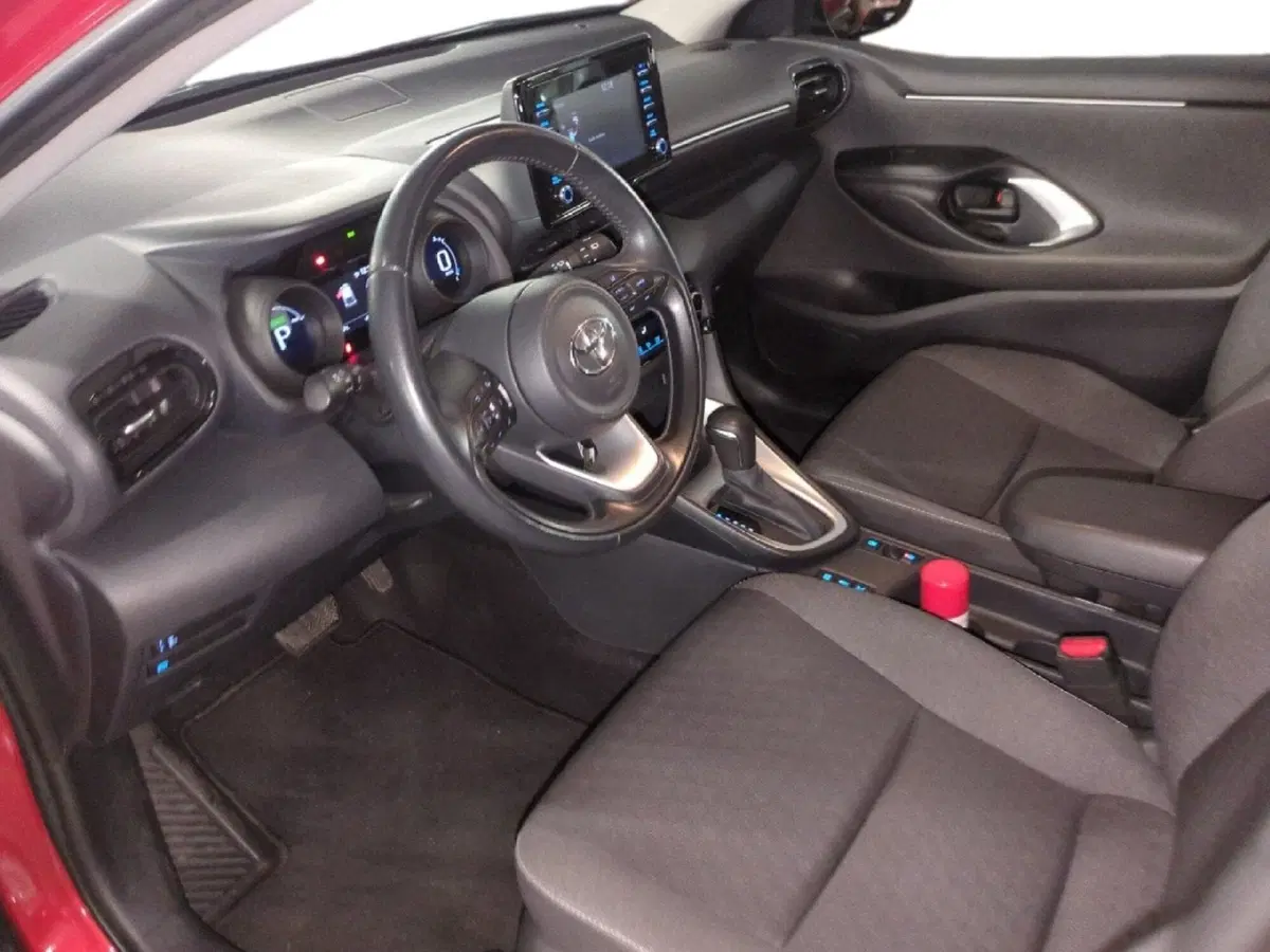 Toyota Yaris usata a Milano (13)