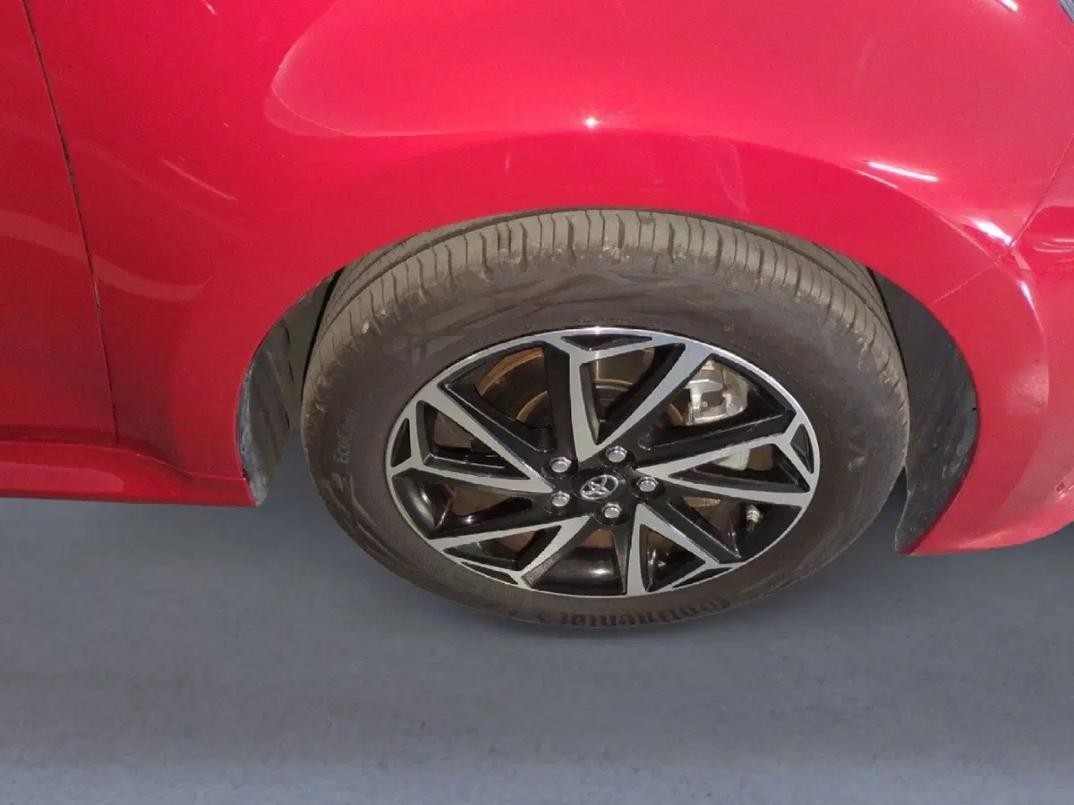 Toyota Yaris usata a Milano (9)
