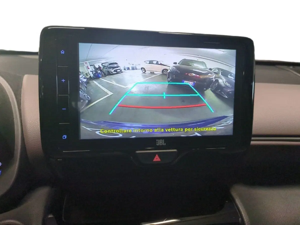 Toyota Yaris Cross usata a Milano (14)