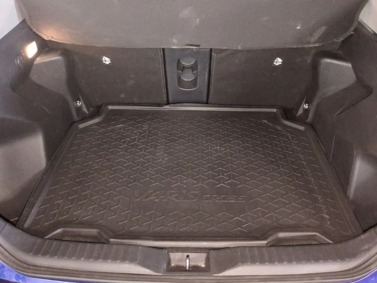 Toyota Yaris Cross usata a Milano (8)
