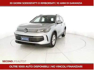 Volkswagen Tiguan 2.0 tdi Life 150cv dsg del 2025 usata a San Salvo