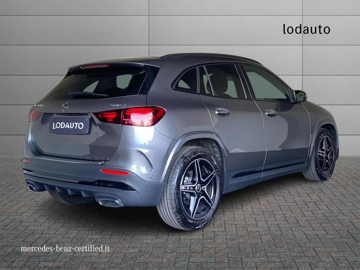 Mercedes-Benz GLA SUV usata a Bergamo (2)