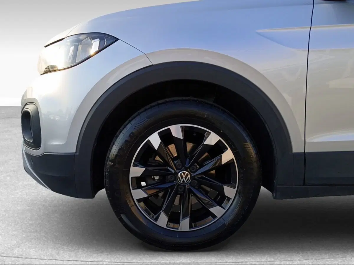 Volkswagen T-Cross usata a Livorno (15)