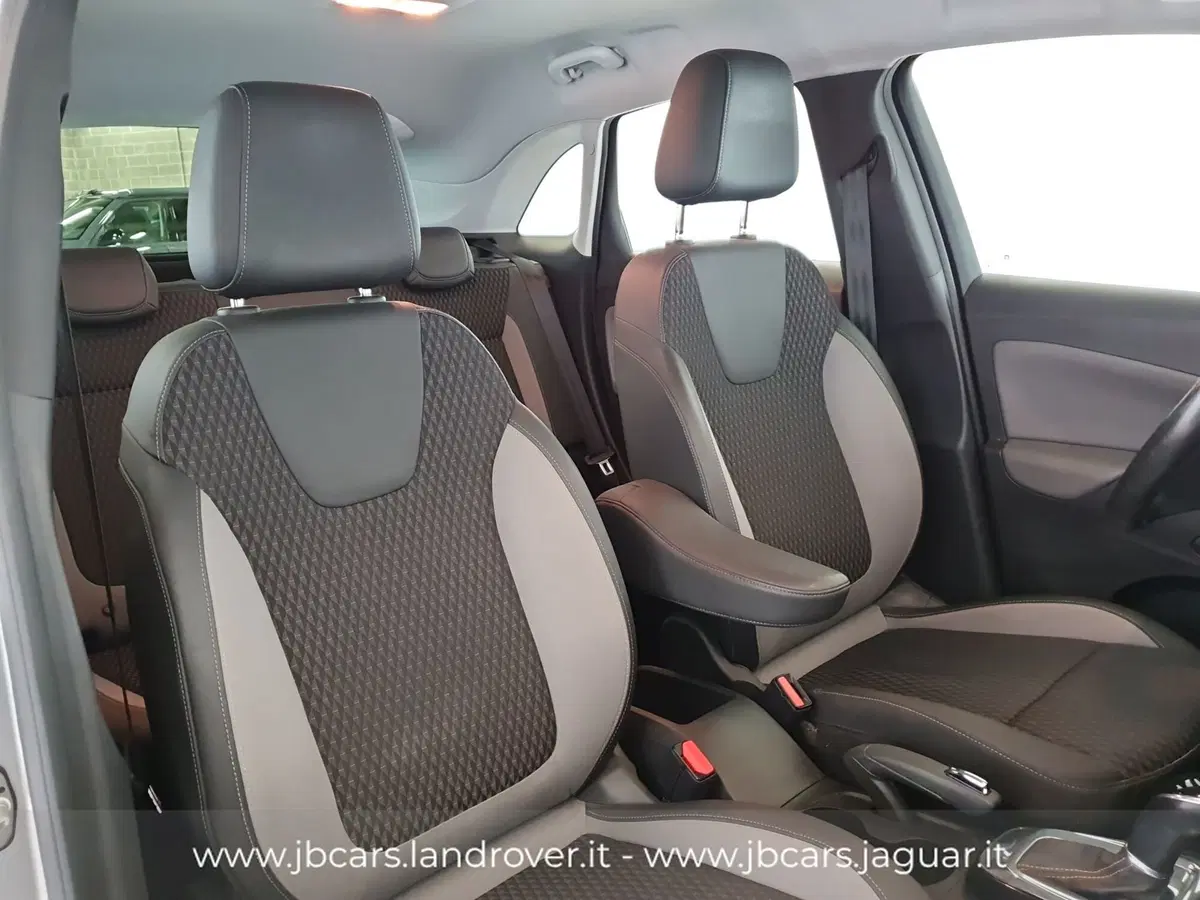 Opel Crossland X usata a Monza e Brianza (16)