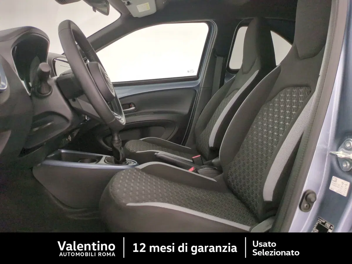 Toyota Aygo X usata a Roma (6)