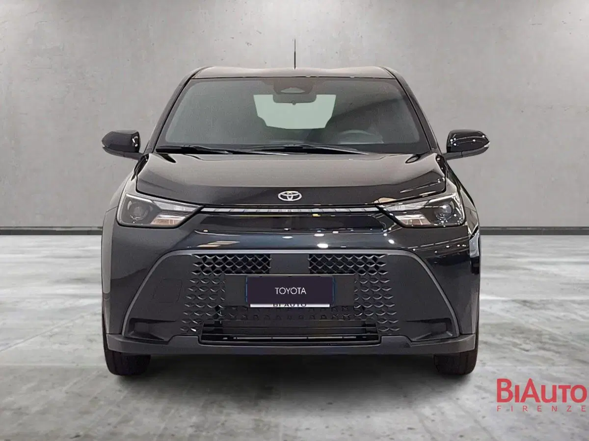 Toyota Aygo X nuova a Firenze (12)