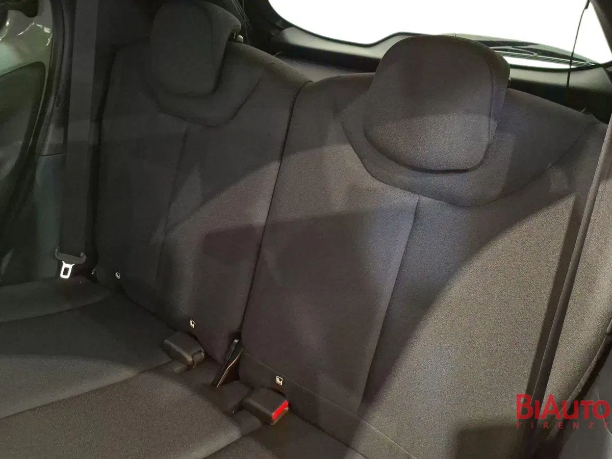 Toyota Aygo X nuova a Firenze (10)