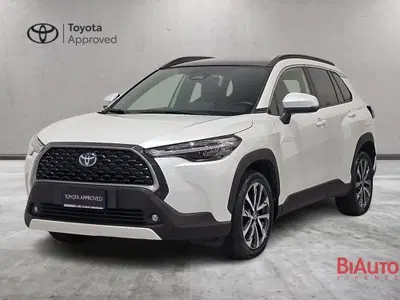 Toyota Corolla Cross Hybrid 2.0h Lounge 4wd 197cv e-cvt del 2023 usata a Sesto Fiorentino