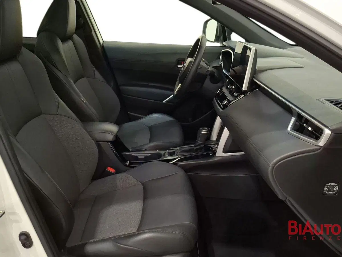 Toyota Corolla Cross Hybrid usata a Firenze (18)