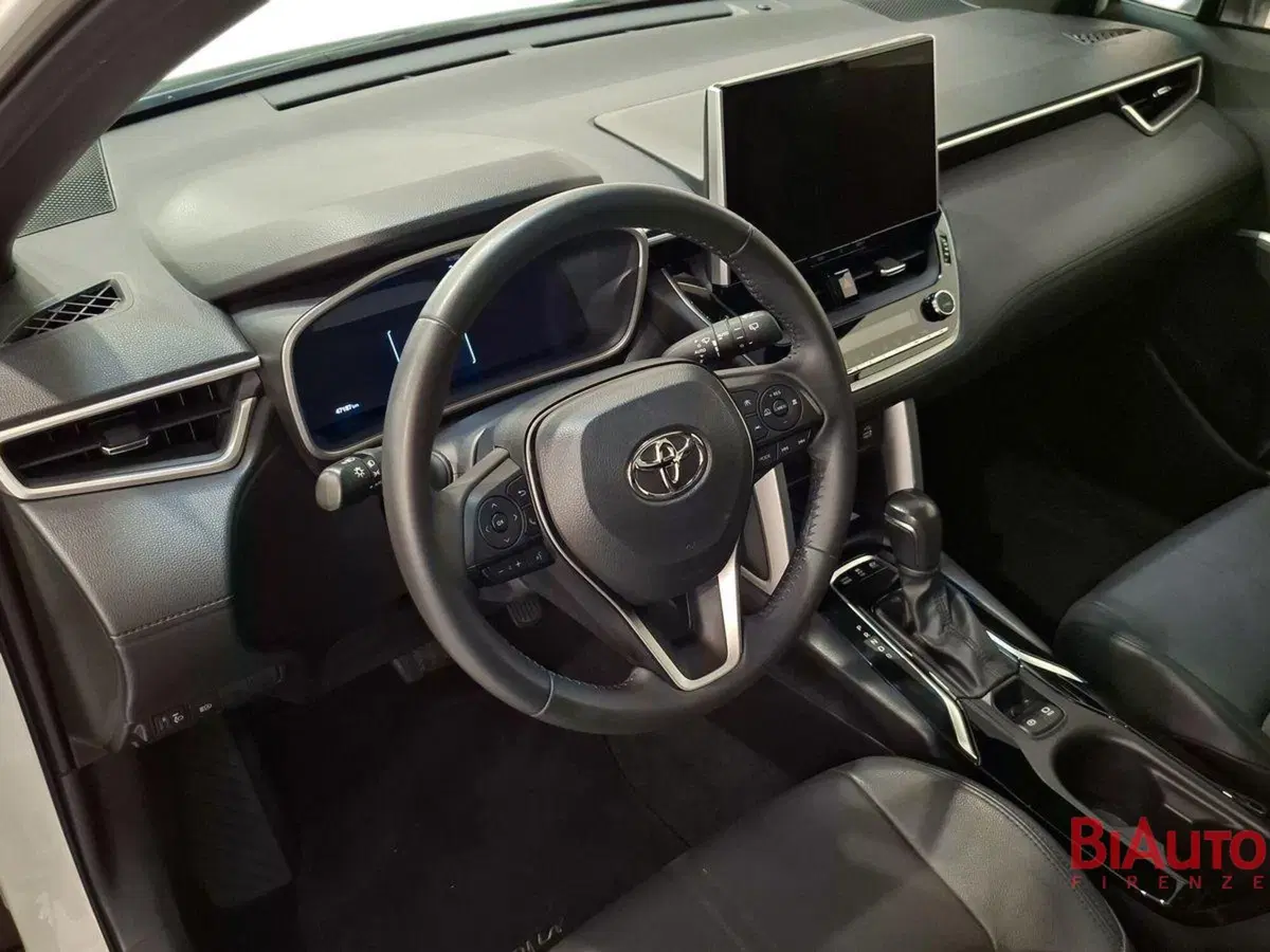 Toyota Corolla Cross Hybrid usata a Firenze (7)