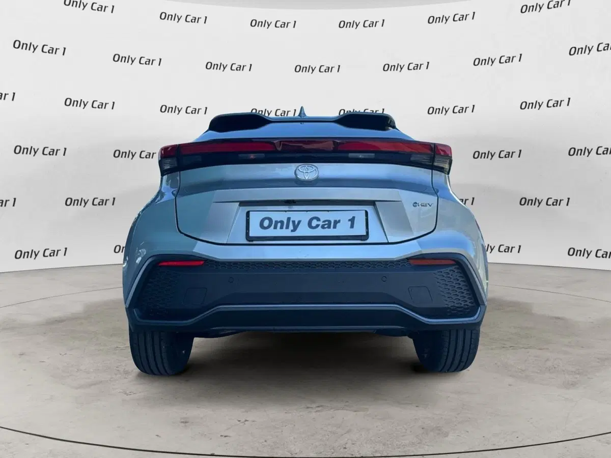 Toyota Toyota C-HR nuova a Ferrara (6)