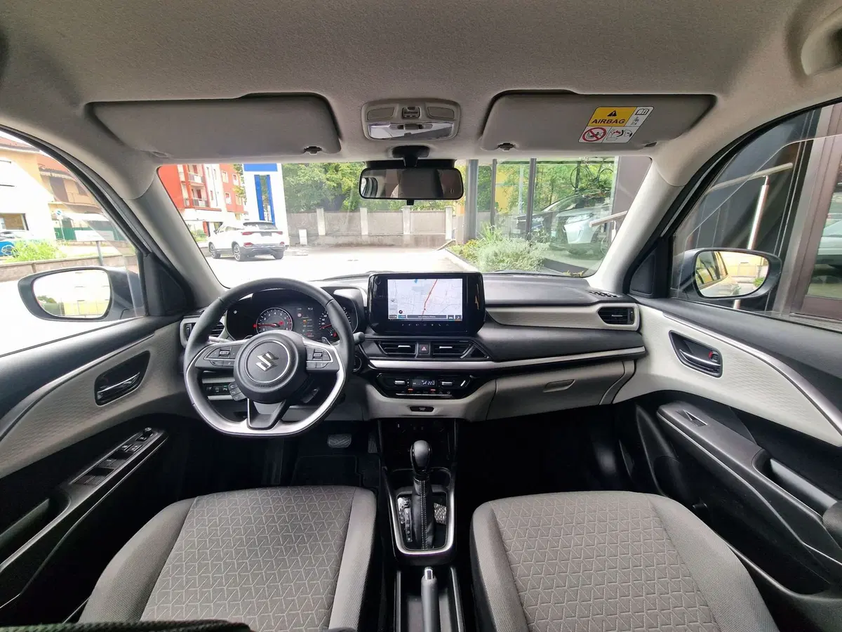 Suzuki Swift usata a Milano (8)