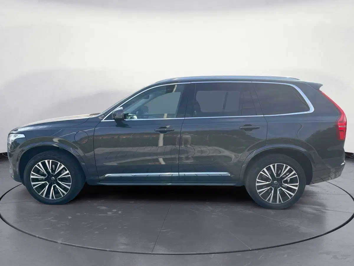Volvo XC90 usata a Como (4)