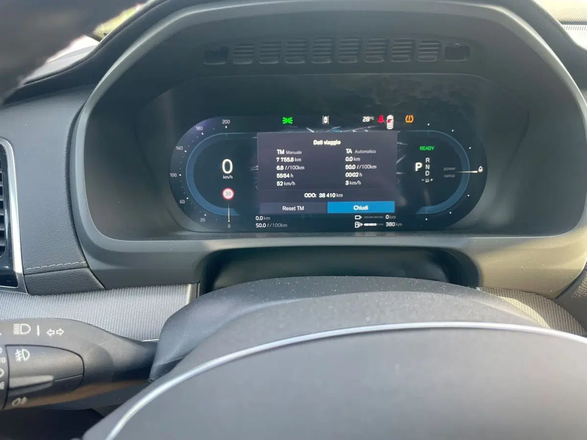 Volvo XC90 usata a Como (5)
