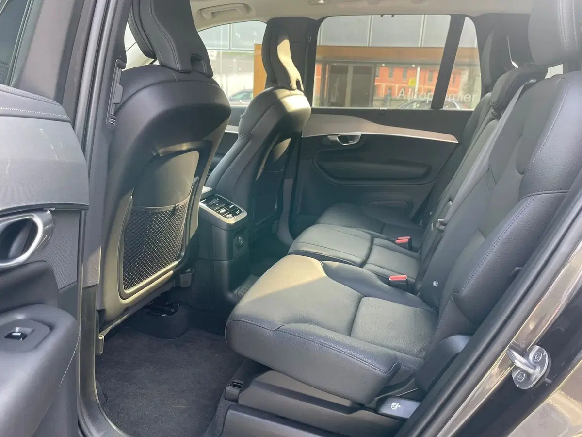 Volvo XC90 usata a Como (7)