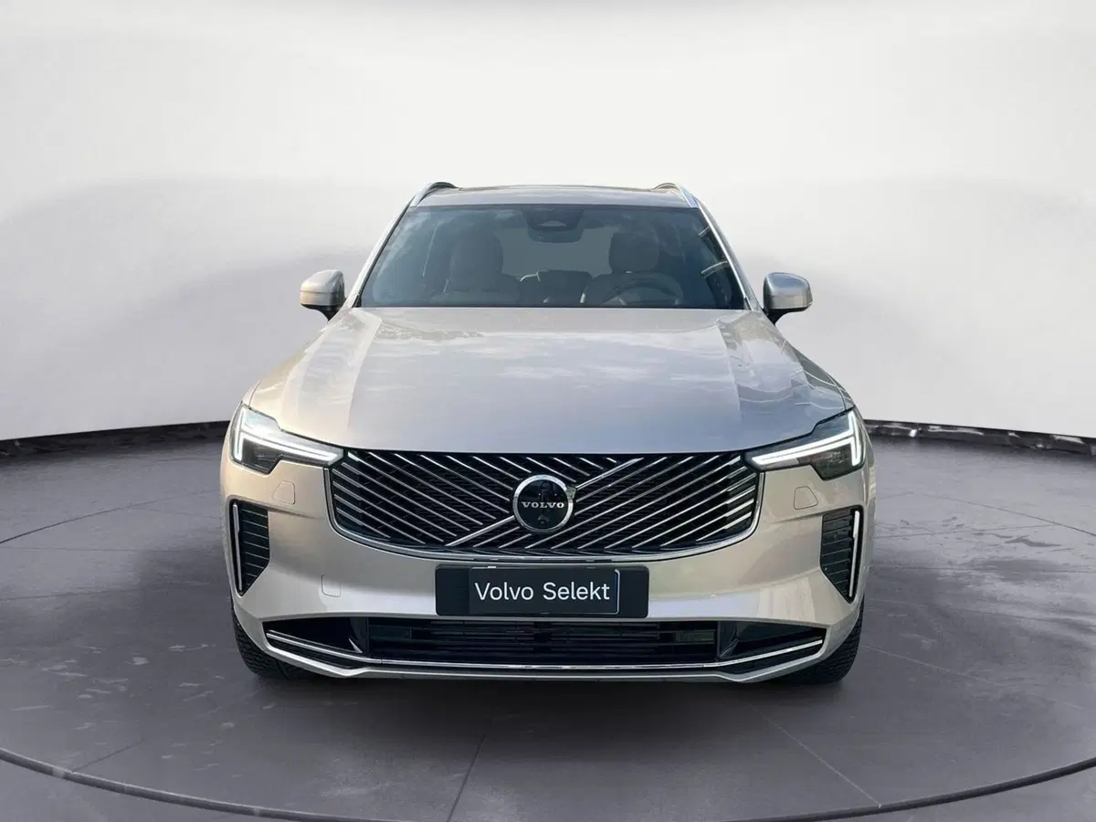 Volvo XC90 usata a Como