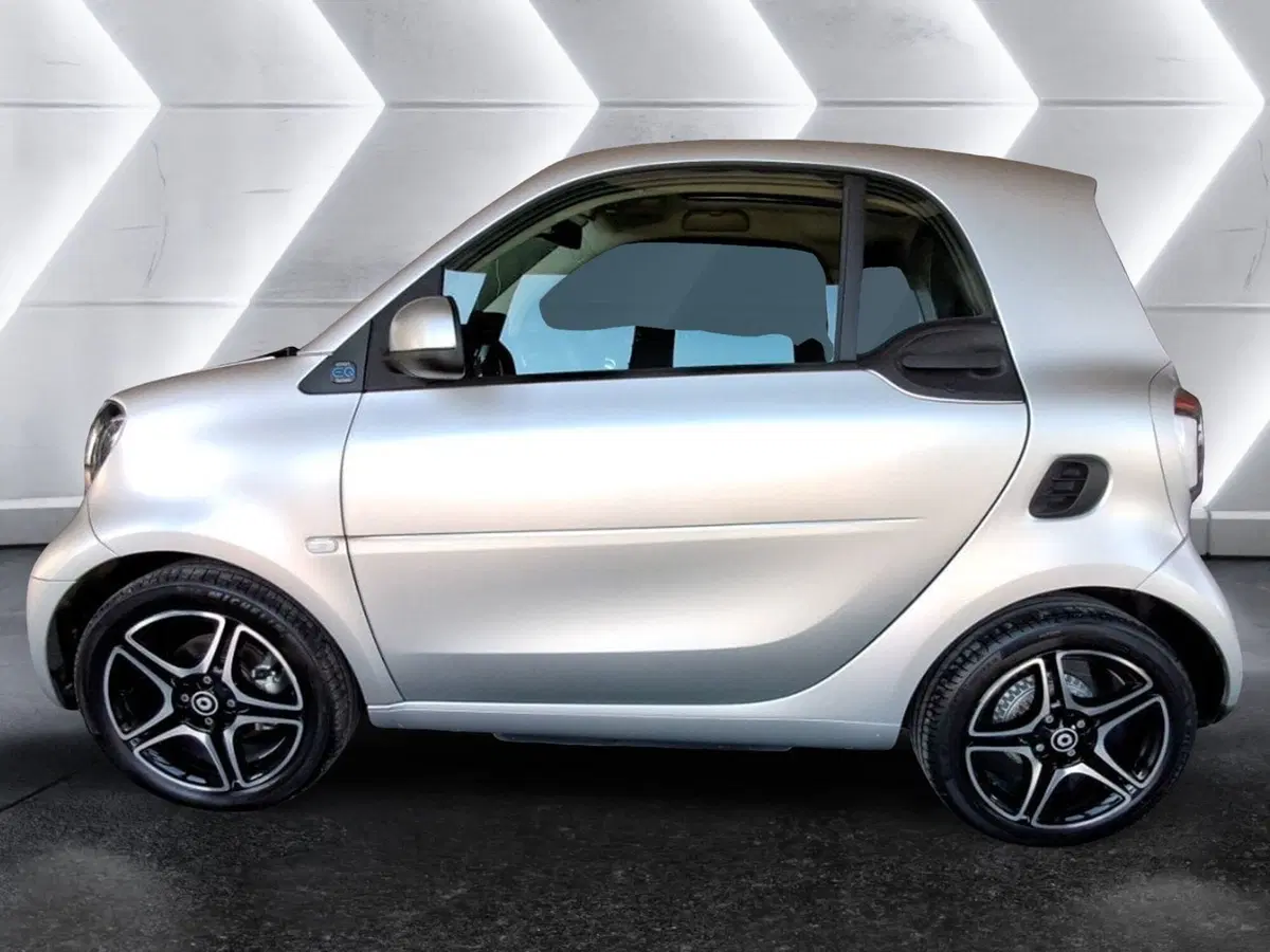 smart Fortwo usata a Salerno (8)