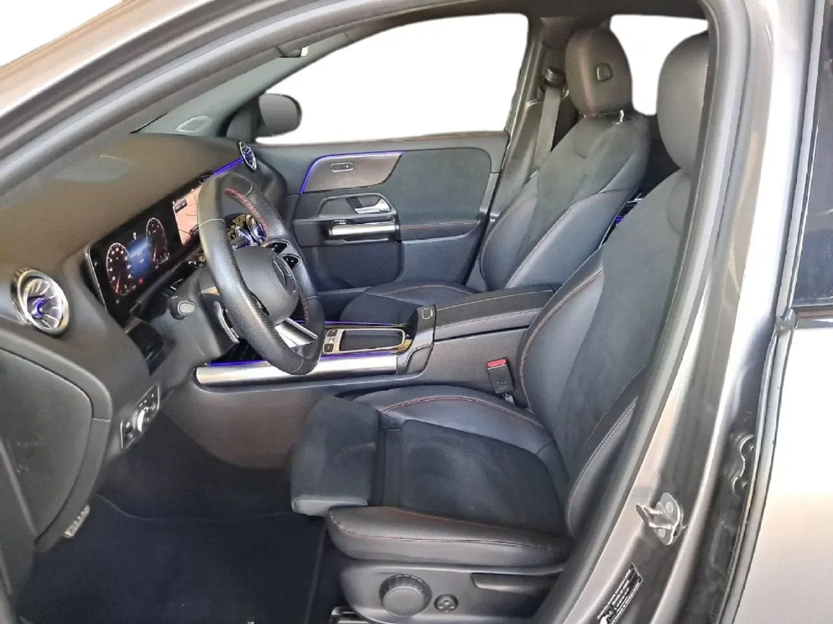 Mercedes-Benz GLA SUV usata a Salerno (11)