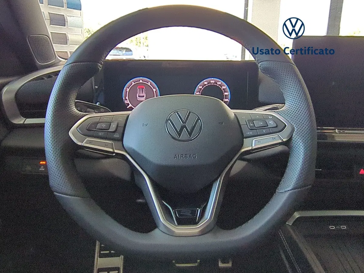 Volkswagen T-Roc nuova a Benevento (10)