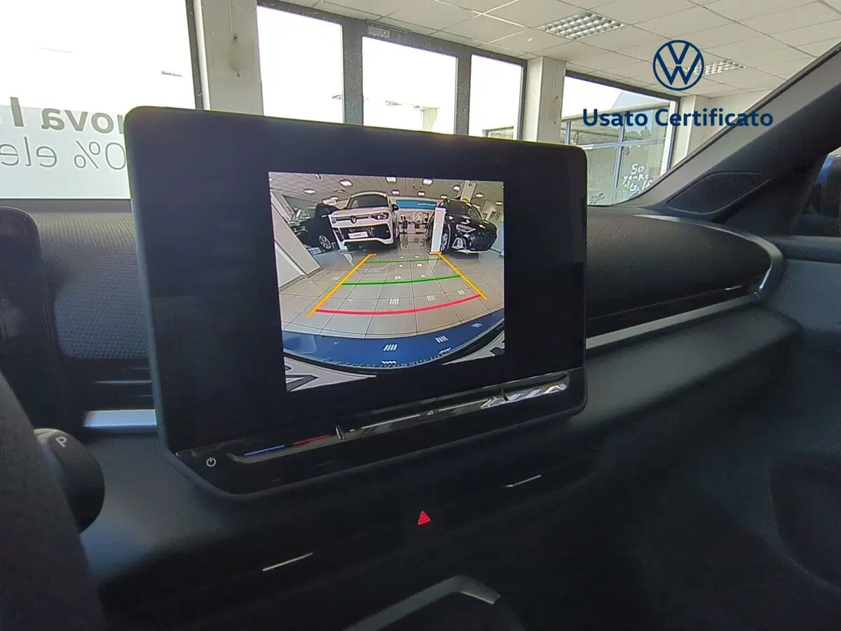 Volkswagen T-Roc nuova a Benevento (13)