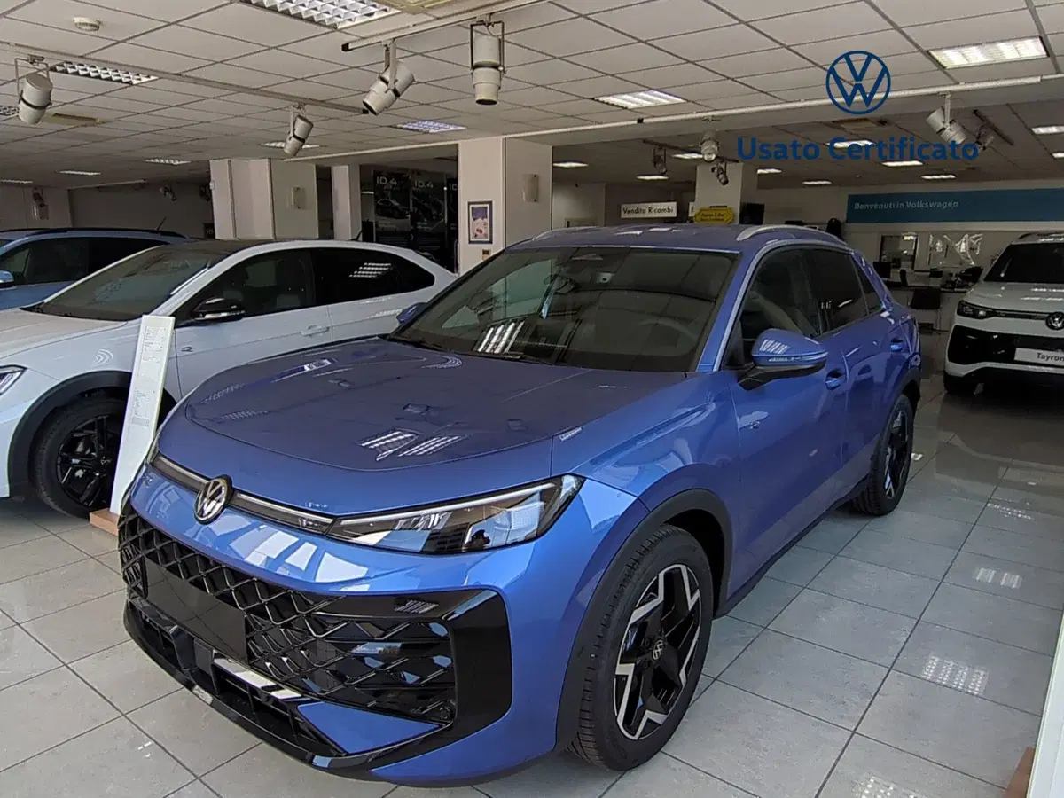 Volkswagen T-Roc nuova a Benevento (3)