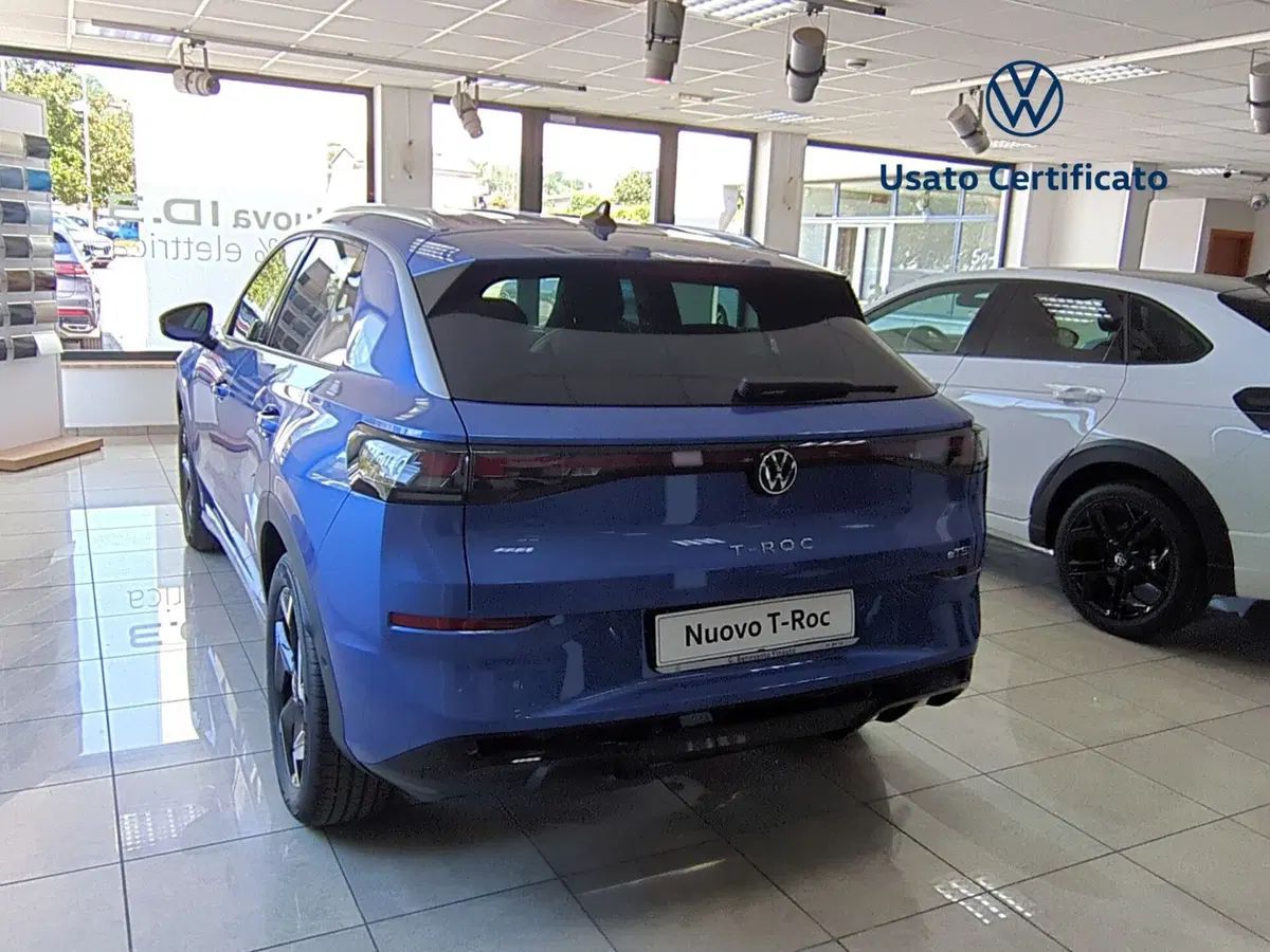 Volkswagen T-Roc nuova a Benevento (4)