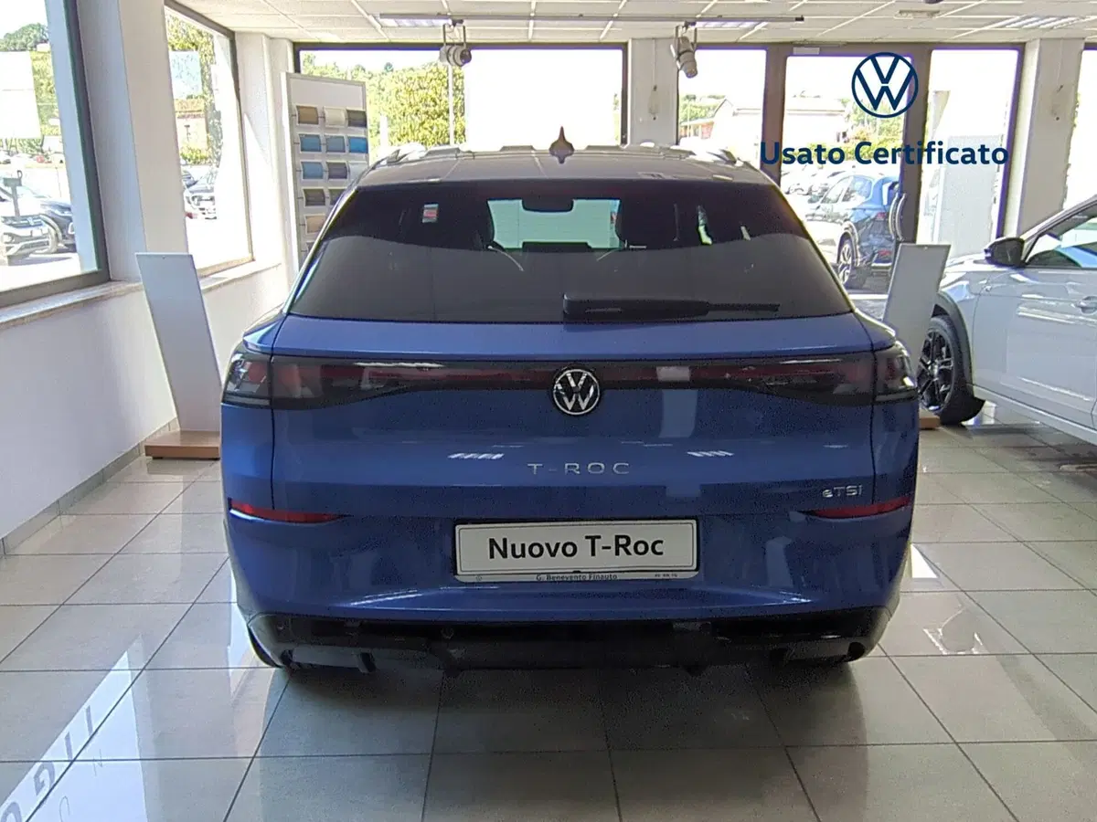 Volkswagen T-Roc nuova a Benevento (5)